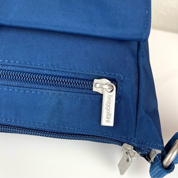 Baggallini Navy Nylon Practical Adjustable Crossbody Town Bagg - Picture 8 of 14